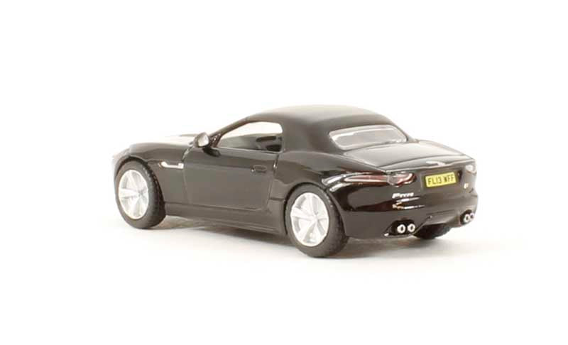 76FTYP001 - Jaguar F Type